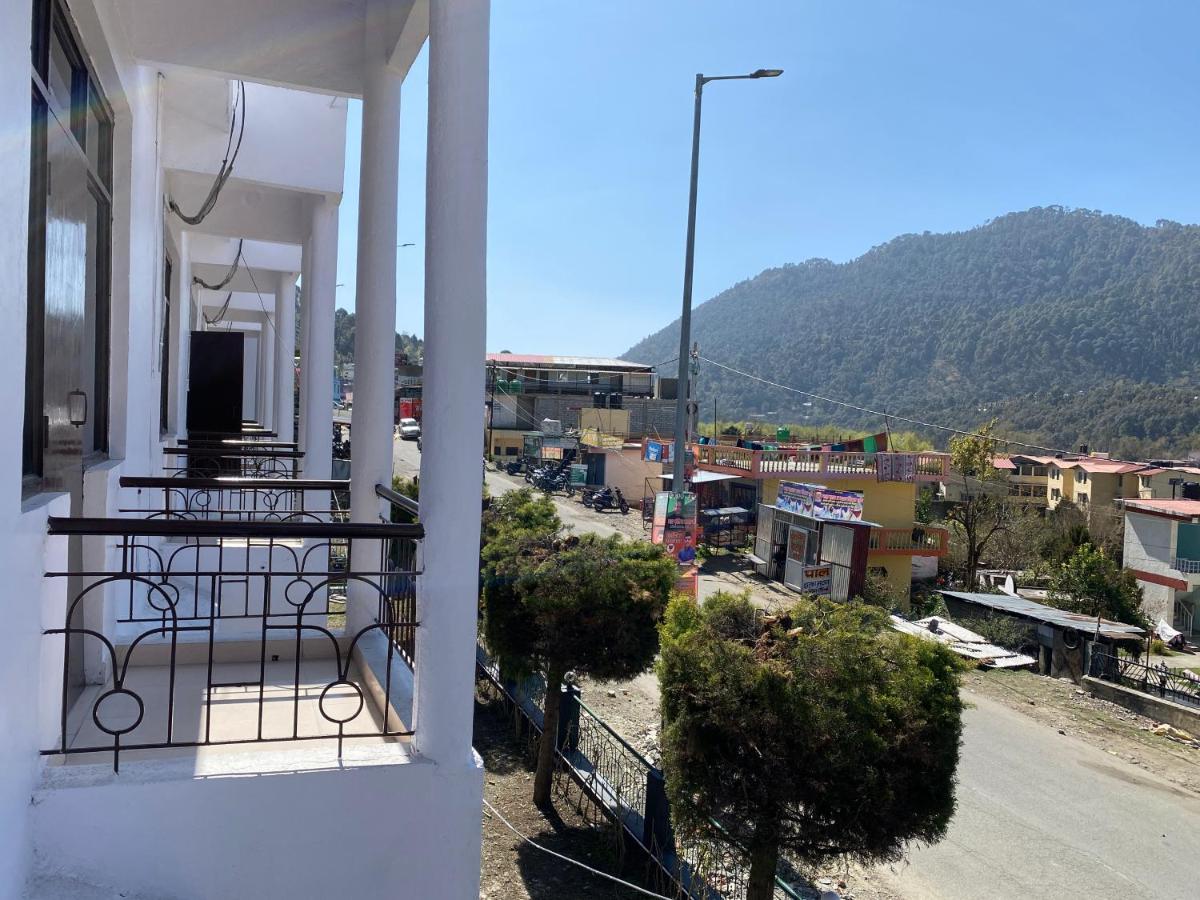 Kanara Hotel Bhimtal Exterior photo