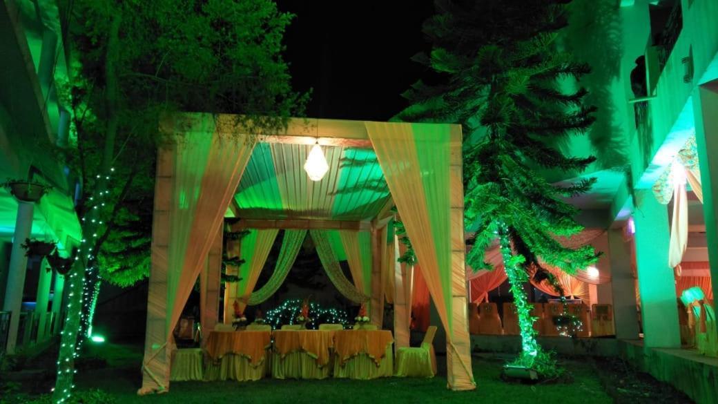 Kanara Hotel Bhimtal Exterior photo
