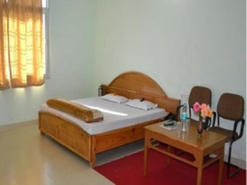 Kanara Hotel Bhimtal Exterior photo
