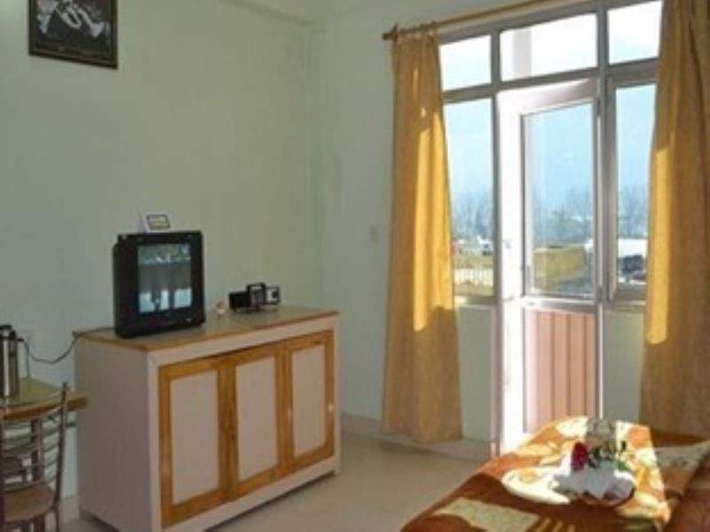 Kanara Hotel Bhimtal Exterior photo
