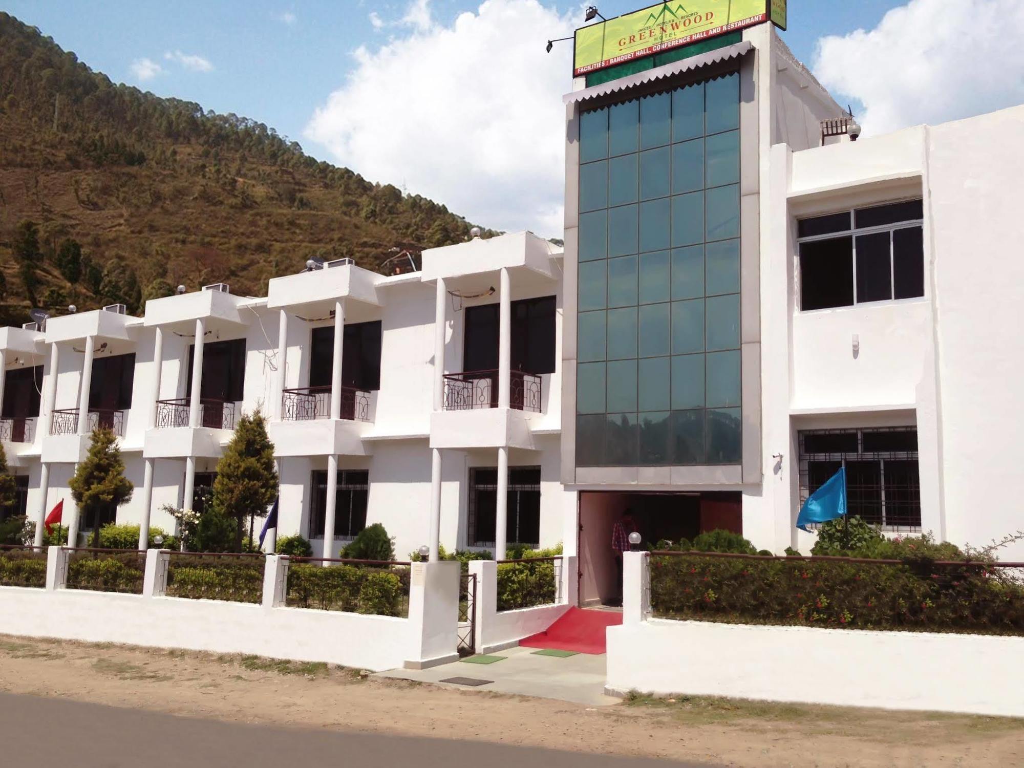 Kanara Hotel Bhimtal Exterior photo